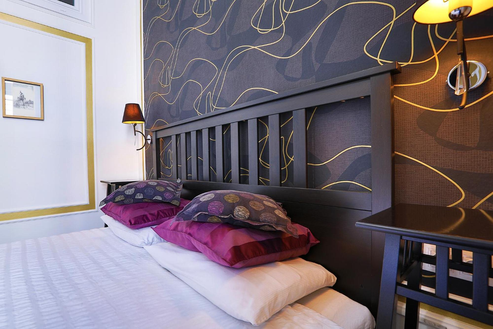 Two-Bedroom Haven In The Old Town Prag Eksteriør billede